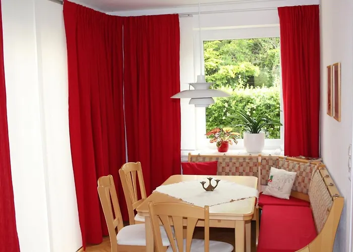 Das Blaue Haus - Ferienwohnung Schoenherr